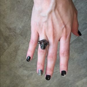 Black silver skull ring rhinestone hot Topic goth